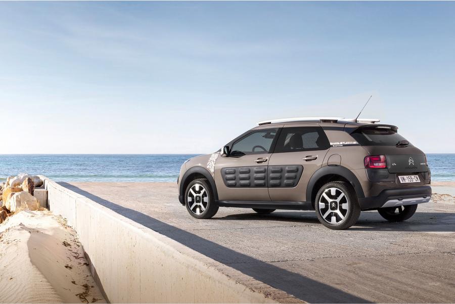  Citroen C4 Cactus Rip Curl Special Edition 2016 года  (фото 18 из 27)